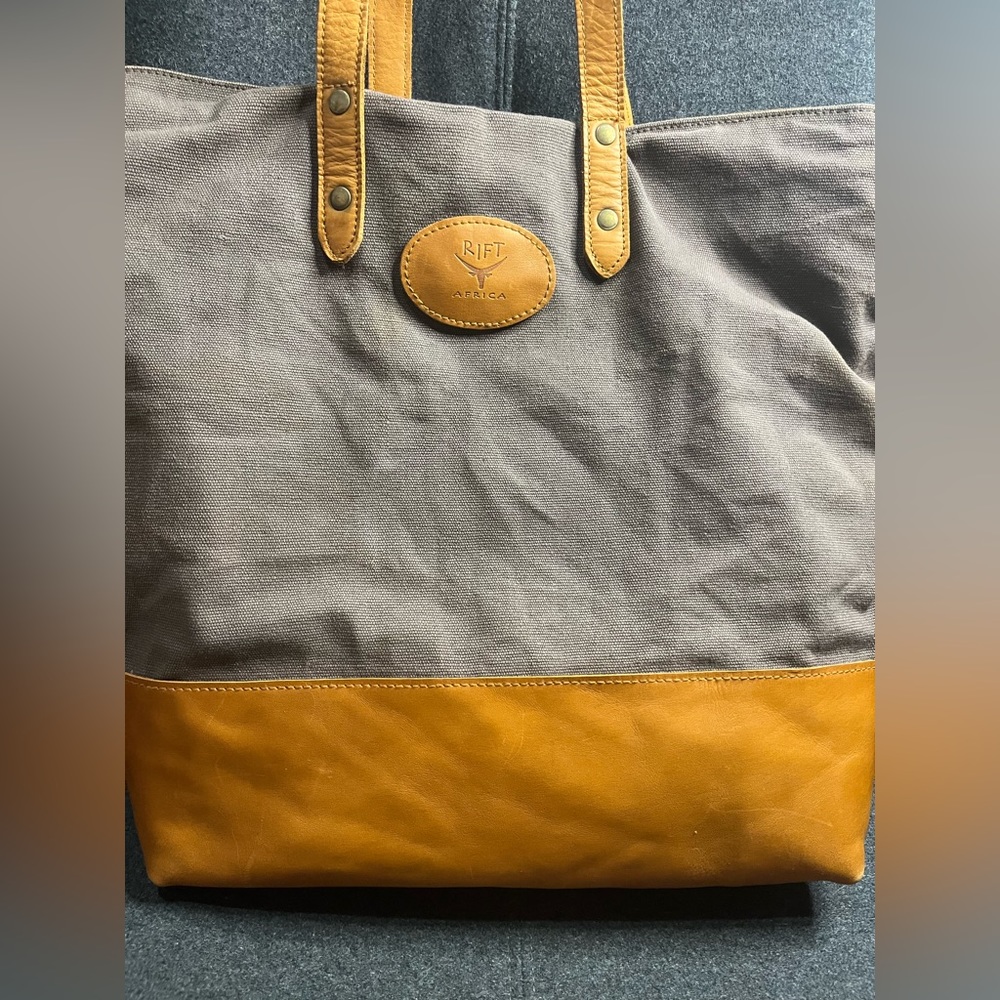 Africa Rift tote bag leather and canvas
